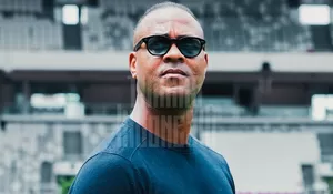 Kluivert Akui Grup Berat, Tapi Optimistis Bawa Timnas Indonesia Tembus Piala Dunia 2026