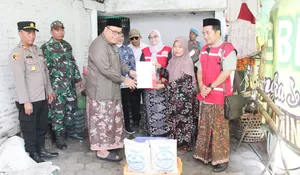 Wabup Rembang Salurkan Bantuan Korban Kebakaran di Lasem, Ingatkan Warga Lebih Waspada