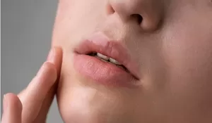 Madu dan 3 Bahan Alami Lainnya untuk Atasi Pigmentasi Bibir, Begini Tips Perawatan Rumahan yang Hemat Budget