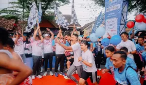 3.500 Pelari Ramaikan Rembang City Run 2025, Bupati Harno: Saya Terkejut Antusiasnya!