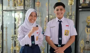 Pengalaman Tak Terlupakan 2 Siswa SMP di Bekasi Duduk di Samping Prabowo di Kelas: Kagum dan Bangga!