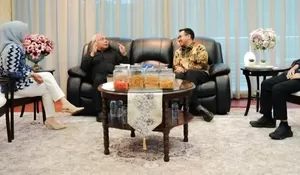 Pertemuan Kontroversial Ketua DPRD Sumut dengan Eks Koruptor: Jaga Marwah Desak KPK Segera Panggil Erni Sitorus!