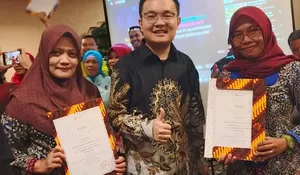 Penguatan Teknologi Pendidikan, Dua Kepala Sekolah Rembang Implementasikan Hasil Pelatihan AI bersama Peking University