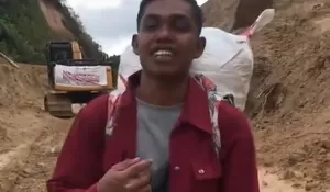 Hanya Bermodal Tenaga, Pemuda Aceh Berjuang Jual Sekarung Cabai untuk Bantu Pengungsi