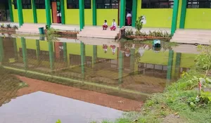 Pasca Libur Panjang, DPRD Surabaya Soroti Banjir di SDN Ujung V Semampir