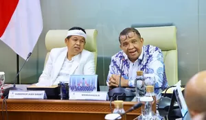 Wamenaker dan Gubernur Jawa Barat Bahas UMP dan Upaya Peningkatan Kesejahteraan Pekerja