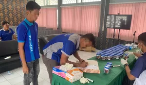 Deteksi Dini Narkotika, Lapas Muara Teweh Laksanakan Tes Urine bagi Warga Binaan