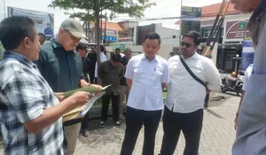 Anggota Komisi A DPRD Sidoarjo Sidak Di Desa Kemiri Kecamatan Sidoarjo