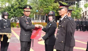 83 Personel Polresta Sidoarjo Dapatkan Satyalancana Pengabdian