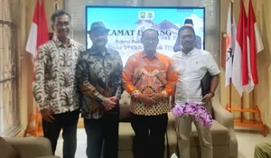 Ketua DPRD Kota Bekasi Bertemu Warga Taman Kayuringin ,Respon Cepat Persoalan Banjir