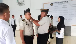 Lapas Gunungtua Lakukan Penyematan Kenaikan Pangkat Penyesuaian Ijazah kepada 4 Pegawai