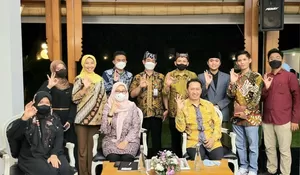 Tim Pengmas FT UI Sambangi Kawasan Labuan Bajo, Berikan Panduan Aturan Ruang Visual Untuk Tingkatkan Eko- Wisata