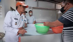 Pesan Wakil Walikota Depok saat Datangi Keripik Tempe Sagu Jatijajar