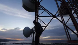 Kolaborasi XL Axiata – Huawei : Terapkan Teknologi Terbaru untuk Perbesar Kapasitas Jaringan