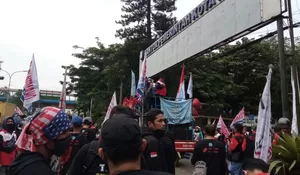 Siap-siap Macet, 4 Oktober Ribuan Buruh dan Ojol Ontrog Istana 