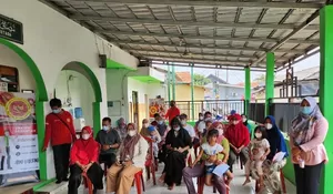 Vaksinasi Covid-19 oleh BIN di Gandul Depok, Warga : Indonesia Sehat, Indonesia Kuat!