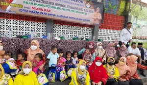 Sukseskan Program D'Sunting Menara, DKP3 Depok Berikan 100 Paket di Cisalak