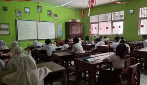 SDN Pocin 1 Depok Dijanjikan Gedung Baru, Siswa Belajar Masih Tanpa Guru