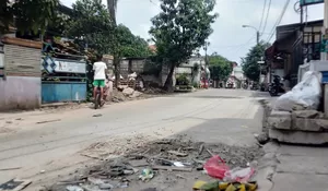 Terbengkalai, Jalan Gadog Cipas Depok Belum Diaspal
