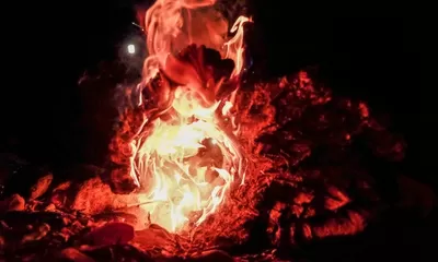 Siksa yang Akan Didapatkan Bagi Manusia yang Pandai Sekali Menilai Kejelekan Orang Lain