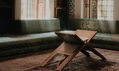 Bagaimana agar Mendapatkan Jodoh dengan Status 'Pacar Orang' ? Pakai Jurus 'Nikung Jalur Langit' Berikut Ini!