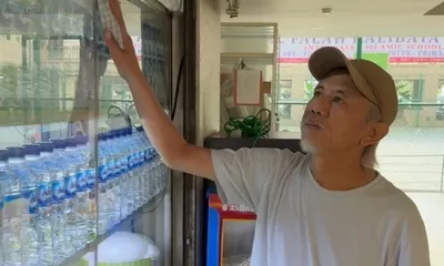 Setelah Doa Lelayu Dilantunkan sang Istri, Epy Kusnandar Dimakamkan di TPU Jeruk Purut