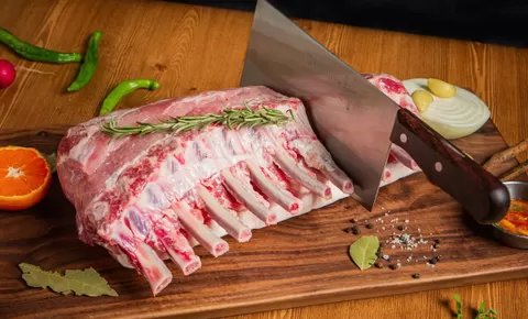 Idul Adha 2023! Ini 5 Bahaya Mengonsumsi Daging Kambing Berlebihan