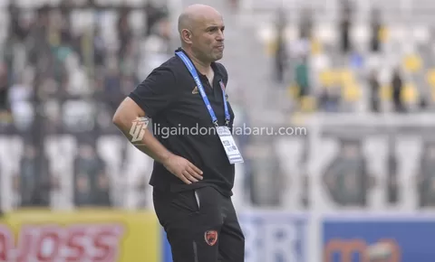 Bernardo Tavares Akui Timnya Kesulitan Bangkit Karena Stadion Sepi Tanpa Suporter