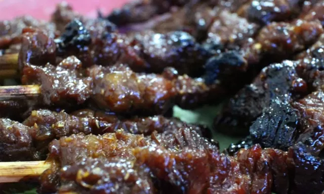 Udara Dingin Puncak Bogor Wajib Cobain Kulineran Sate Maranggi Sari Asih Cipanas, Rasanya Bikin Nagih