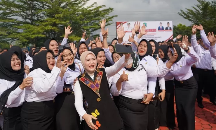 3.390 PPPK Paruh Waktu Paluta Resmi Dilantik, Berapa Gaji per Bulan?
