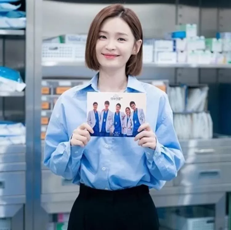 Pemain Hospital Playslist 2 mengucapkan salam perpisahan