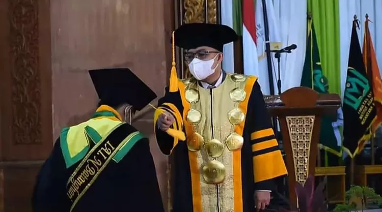 Wisuda