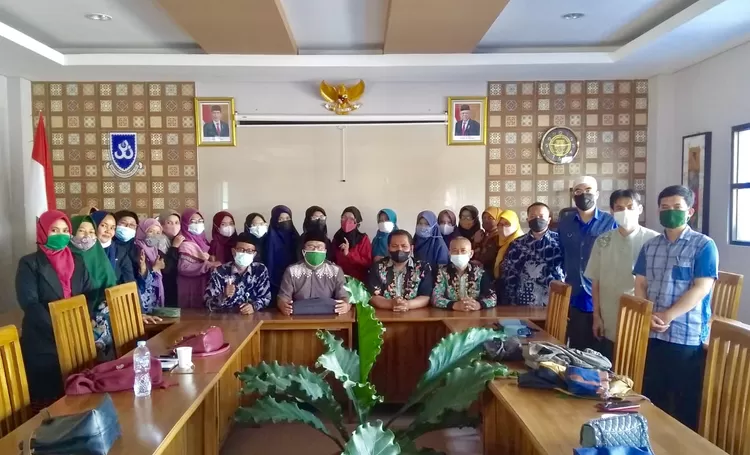 Foto Bersama setelah sosialisasi 