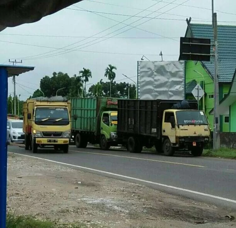 kendaraan pengangkut batu bara