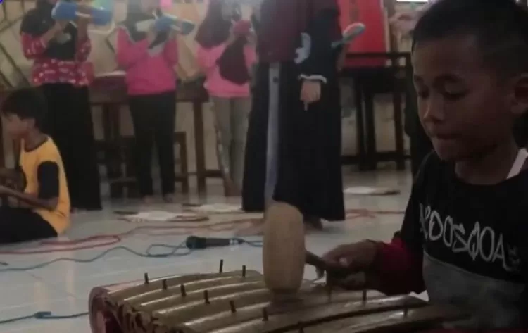  Proses pembelajaran GSMS di SDN Sidomulyo 1.