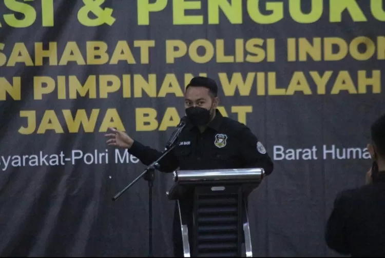 Ketua Umum DPN SPI, Fonda Tangguh melantik dan mengukuhkan Kepengurusan DPC SPI Jawa Barat dengan Ketua Hasan Basri dan Sekretaris DPW SPI Yudha Prakarsa K Wiguna