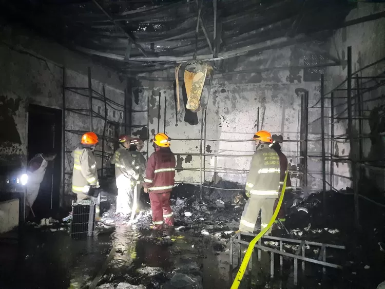 Kebakaran di Jalan Batu Rengat, RT 001 RW 012, Kelurahan Cigondewah Kaler, Bandung