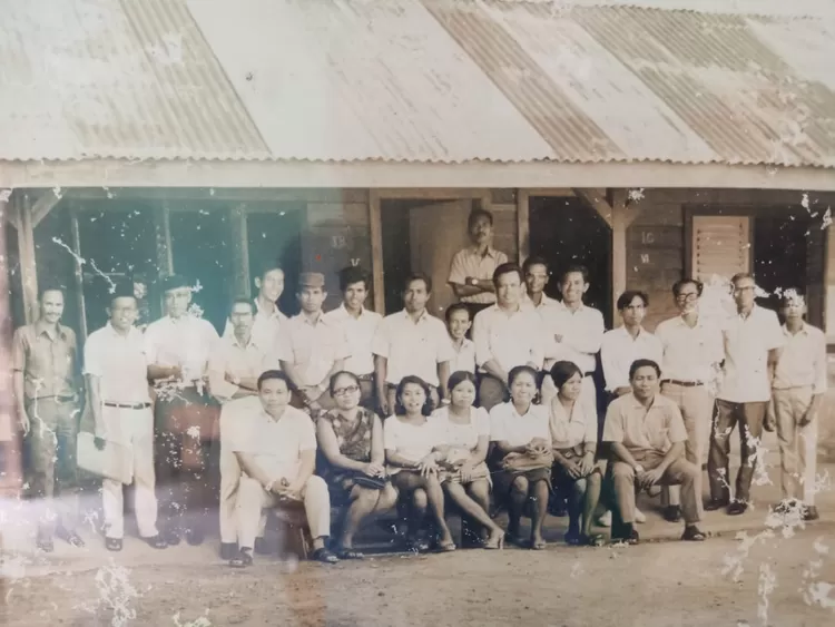 Potret siswa peris tempo dulu