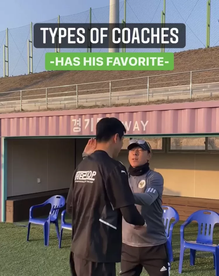 Shin Tae-yong peragakan dengan pemain andalannya