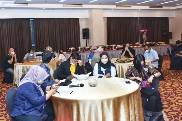 Peserta Focus Group Discussion (FGD) Forum Wartawan Industri (Forwin) dengan tajuk 