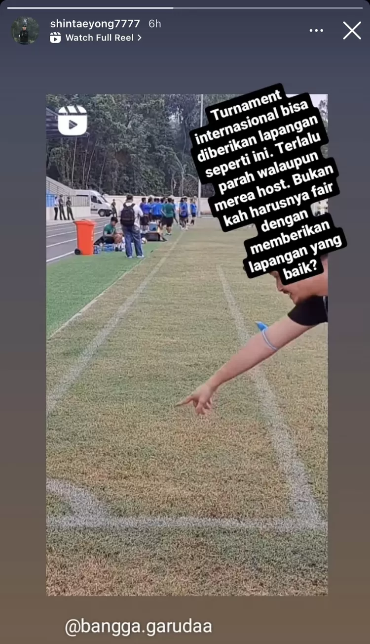 Shin Tae-yong perlihatkan buruknya kondisi lapangan tempat Timnas U-23 berlatih