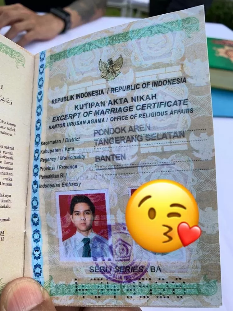 Buku Nikah Al Ghazali.