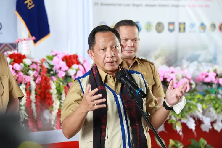 Menteri Dalam Negeri Muhammad Tito Karnavian melakukan pencanangan program dan anggaran dari Kementerian dan Lembaga untuk kawasan perbatasan negara