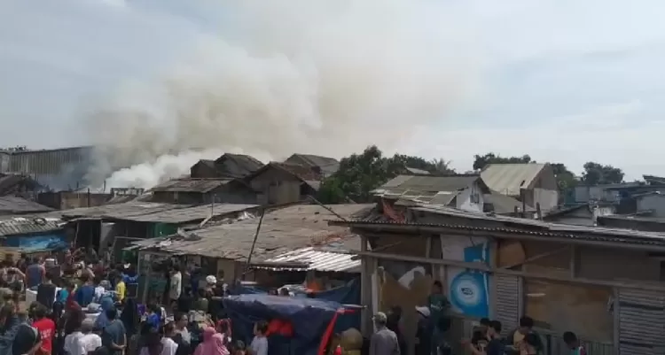 Kebakaran di Jalan Pasirkoja, Kelurahan Sukahaji, Kecamatan Babakan Ciparay, Bandung
