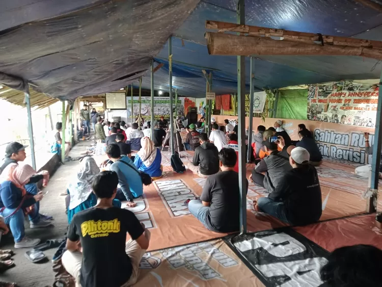 Sejumlah organisasi di Batang saat melakukan konsolidasi dan studi banding ke Bekasi 