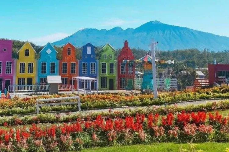 Rekomendasi wisata di Malang, Flora Wisata San Terra