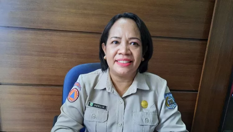 Kepala  BPBD Kota Sorong - Herlin Sasabone