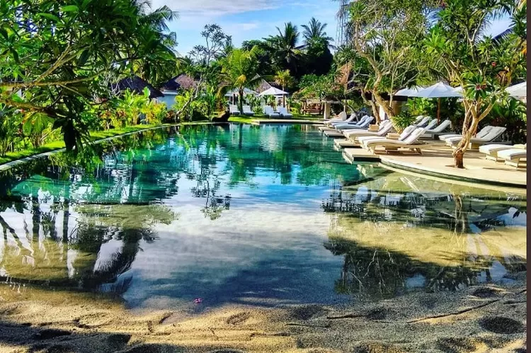 Rekomendasi hotel dekat dengan Mandalika Lombok untuk liburan, Jivana Resort.