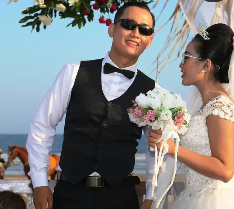 Capture indah dalam setiap momennya di Pantai Teleng Ria Pacitan  wedding party 
