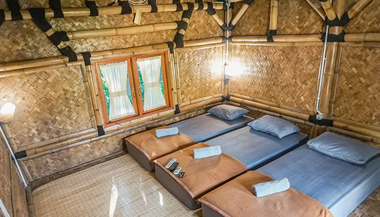 Selengkapnya tentang harga dan fasilitas penginapan tipe Standard Bamboo House di destinasi wisata INAGRO